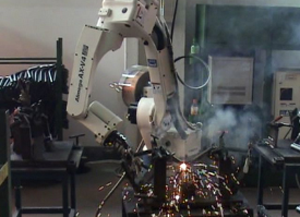 溶接ロボット